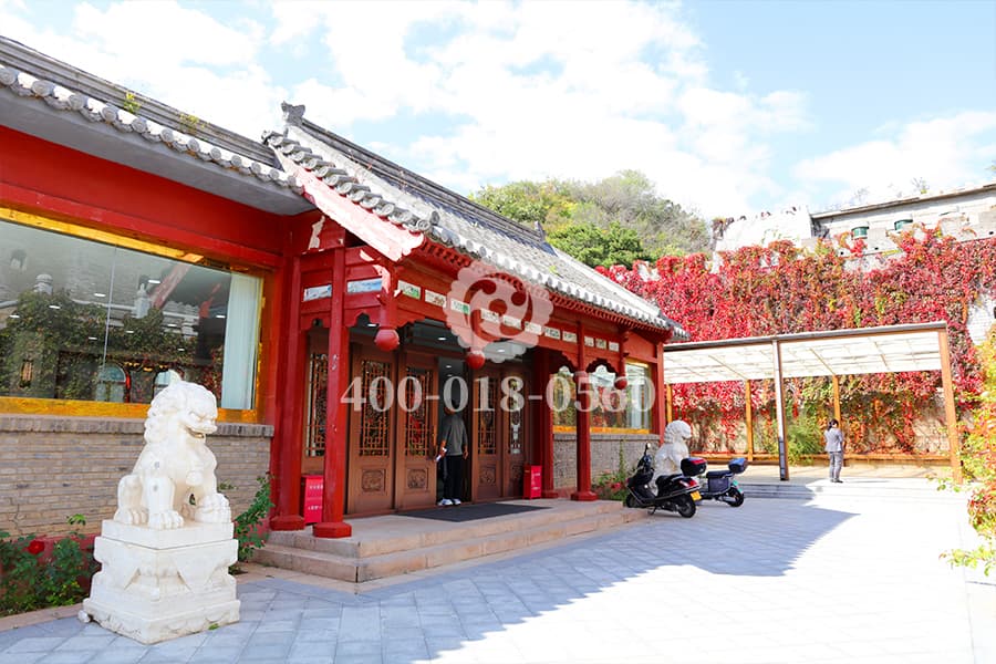 怀思堂室外墓区