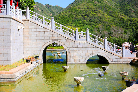 北京延庆怀思堂陵园：长城脚下的生命花园
