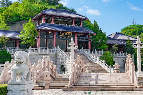 长城华人怀思堂,长城脚下的人生纪念园