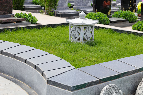 自然永续，情感长存：中华永久陵园生态葬6000元起步