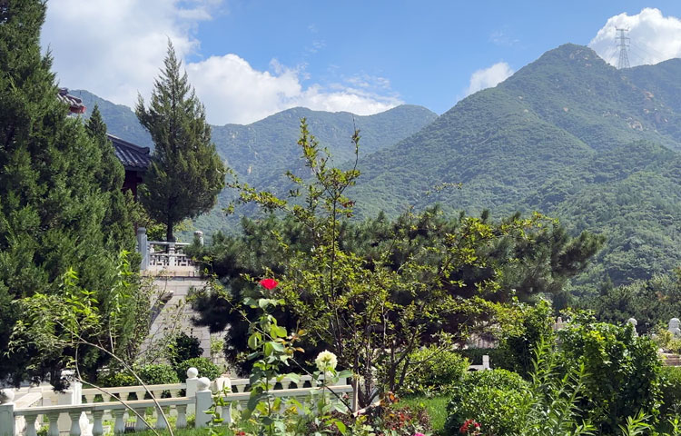 长城华人怀思堂环境清幽